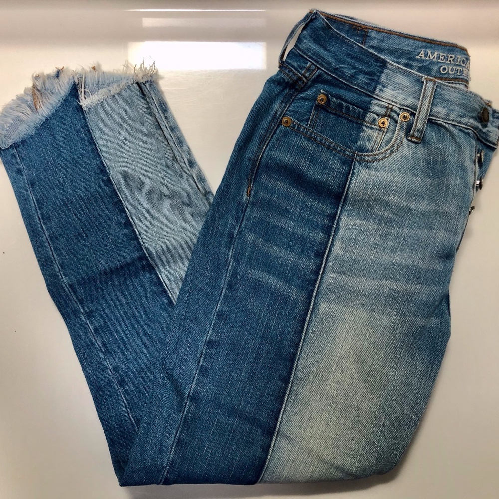 American Eagle Vintage Hi-Rise Two-Toned Jeans